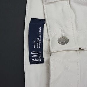 GAP WOMENS WHITE DENIM JEANS SZ 14/32